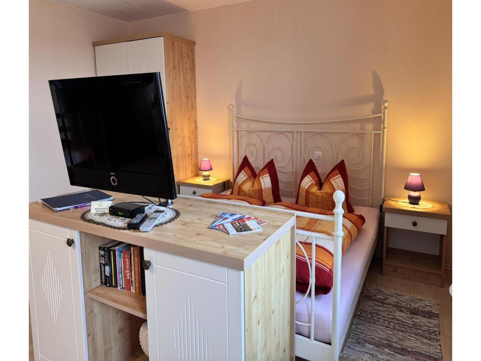 Pretty Apartment In Wiek With Garden Wiek auf Ruegen Exterior foto