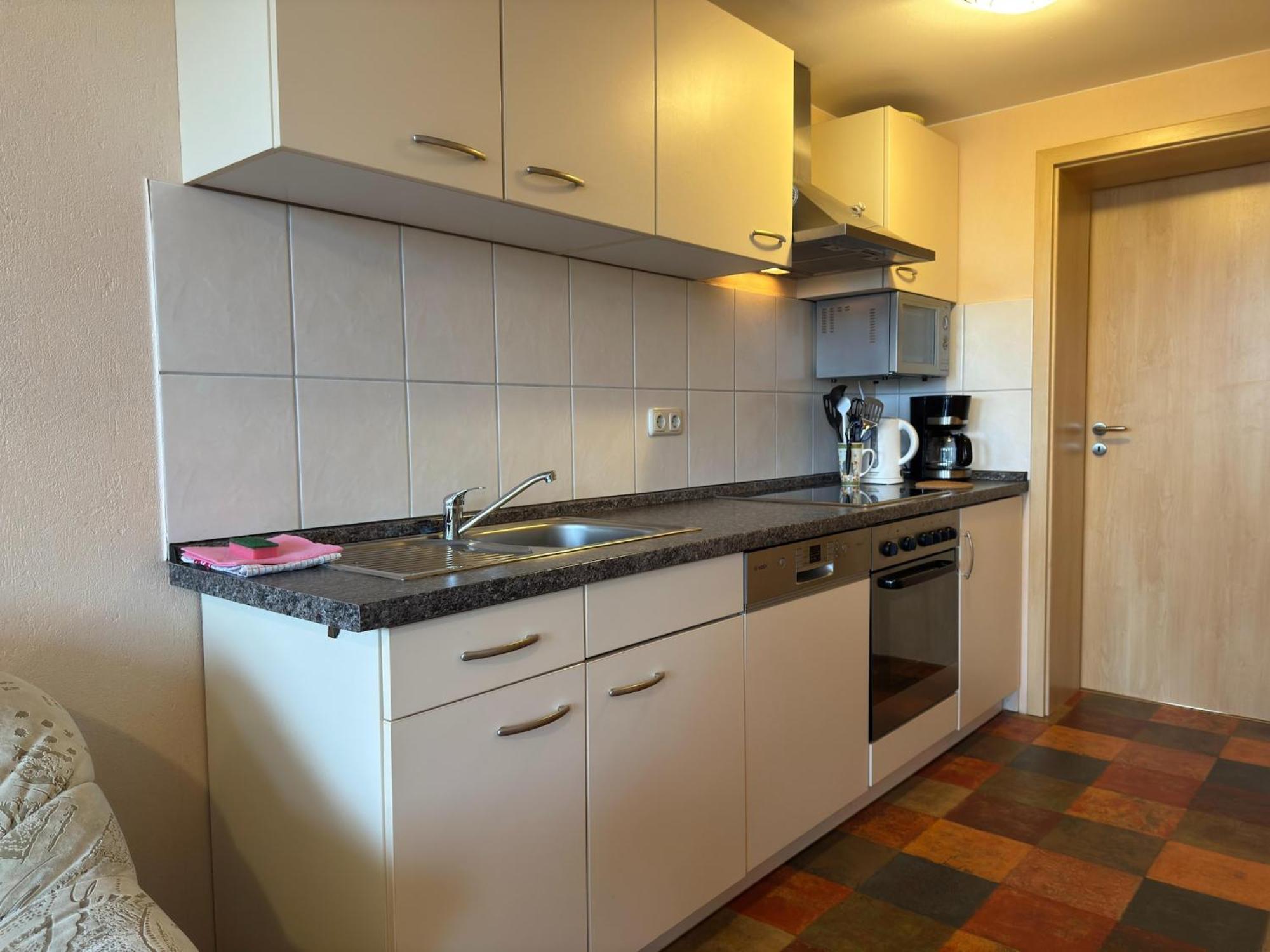 Pretty Apartment In Wiek With Garden Wiek auf Ruegen Exterior foto