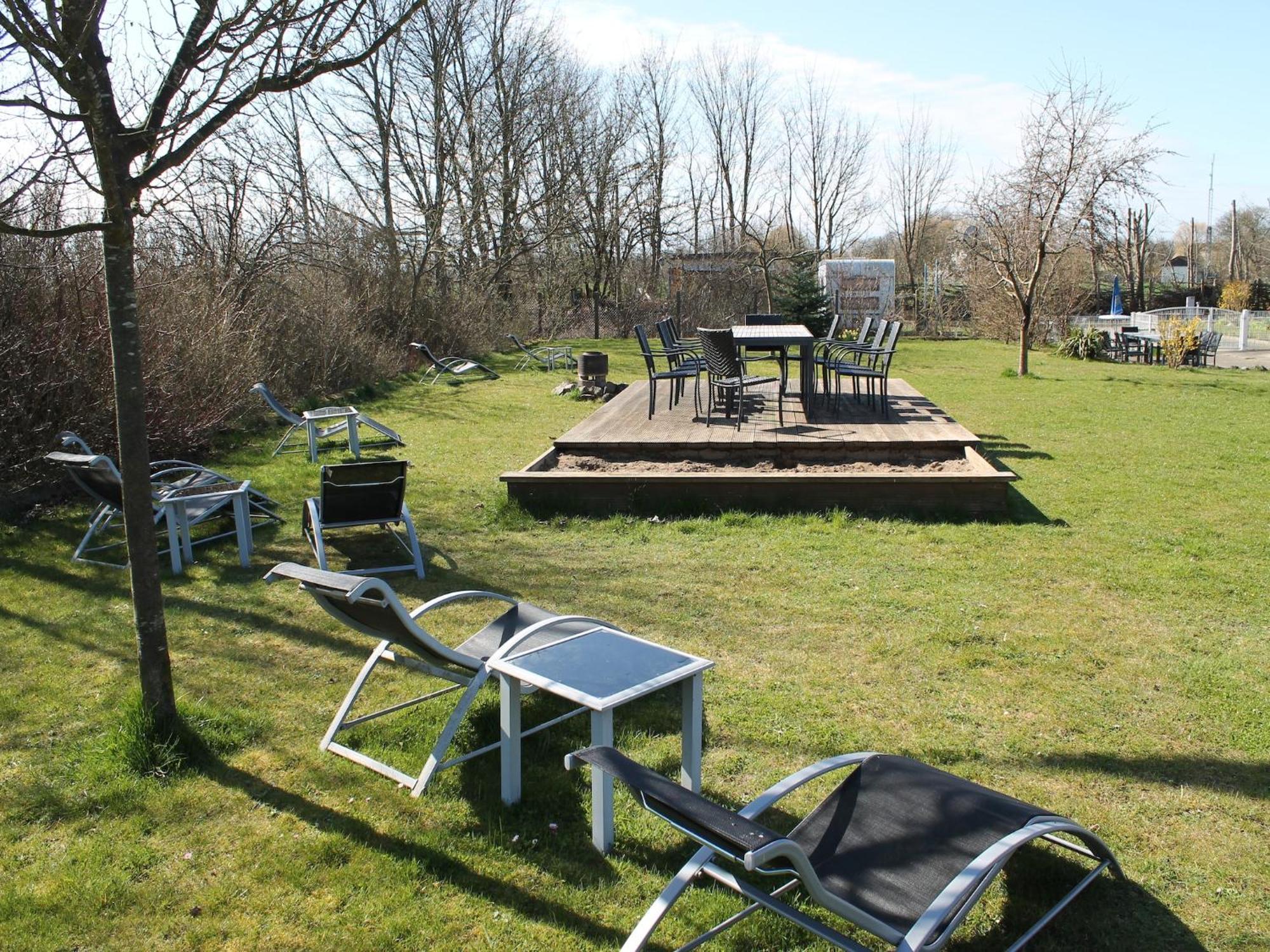 Pretty Apartment In Wiek With Garden Wiek auf Ruegen Exterior foto